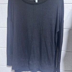 Time and Tru Black Crewneck Long Sleeve Sweatshirt